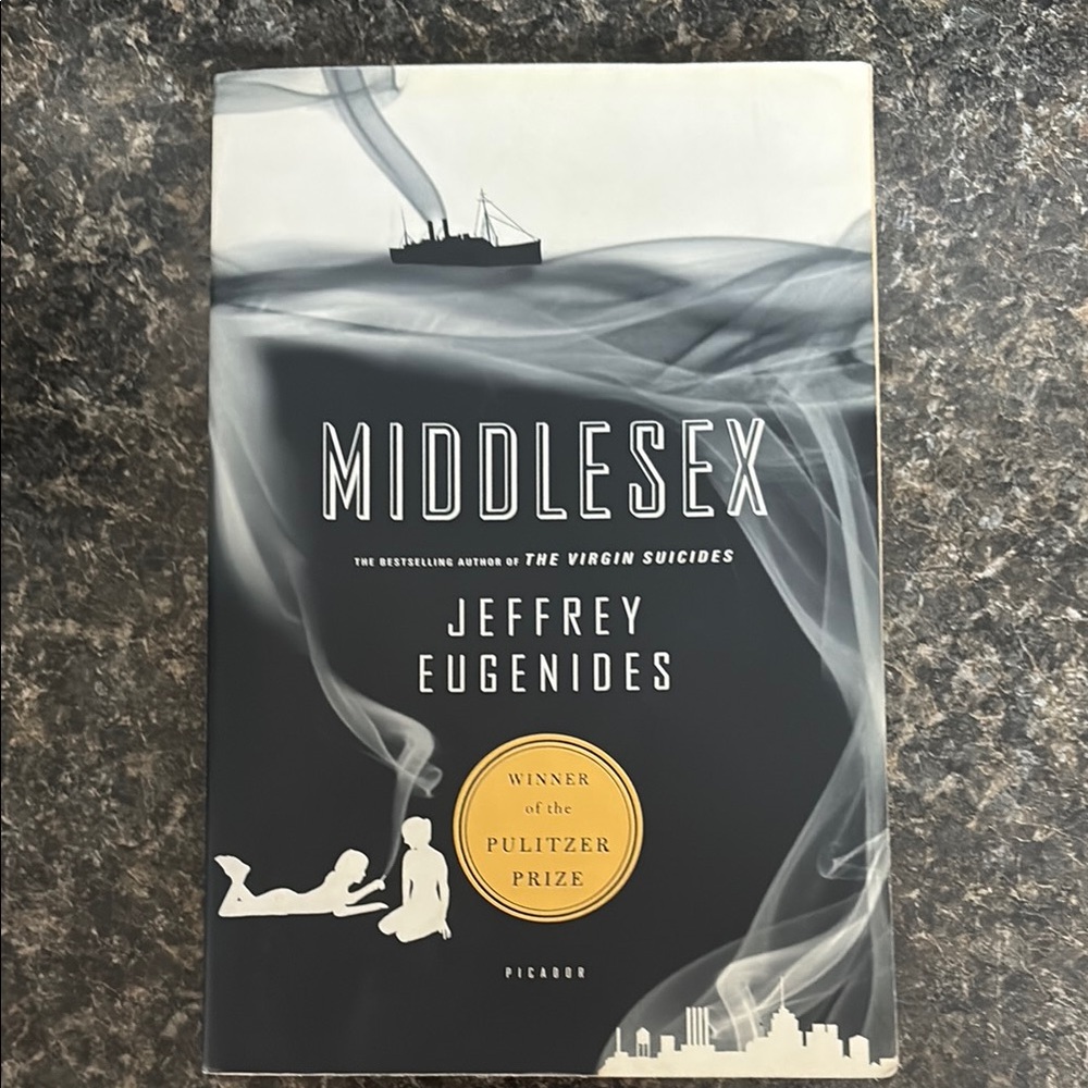 Middlesex By: Jeffrey Eugenides Paperback Book (Oprah's Book Club) 2002 Picador